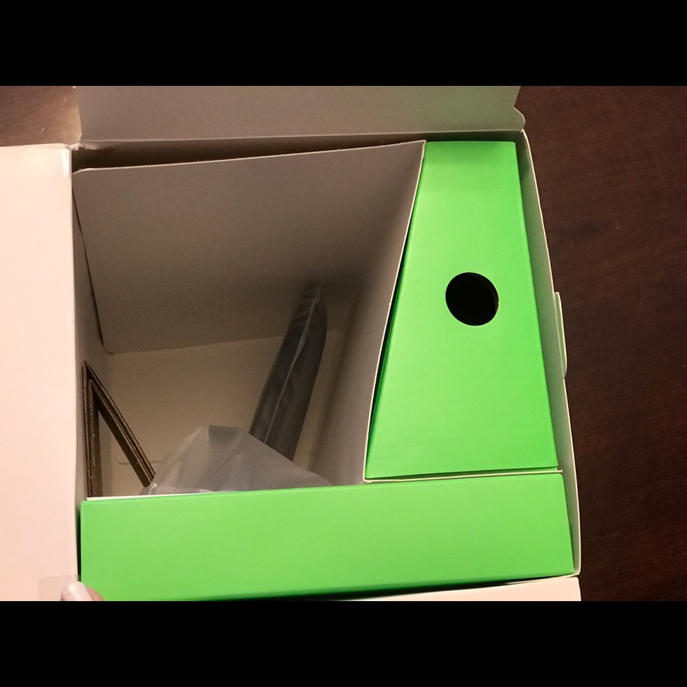 Belkin wireless iPhone and watch charger - Picture 5 of 7